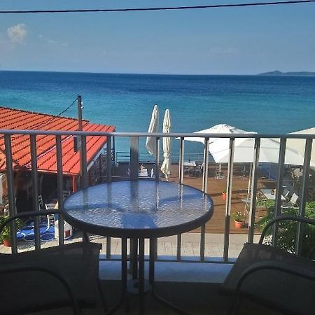 Diolkos Apartement Nea Roda Luaran gambar