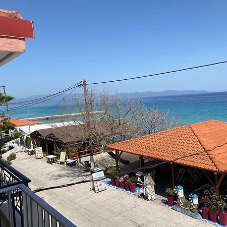 Diolkos Apartement Nea Roda Bilik gambar