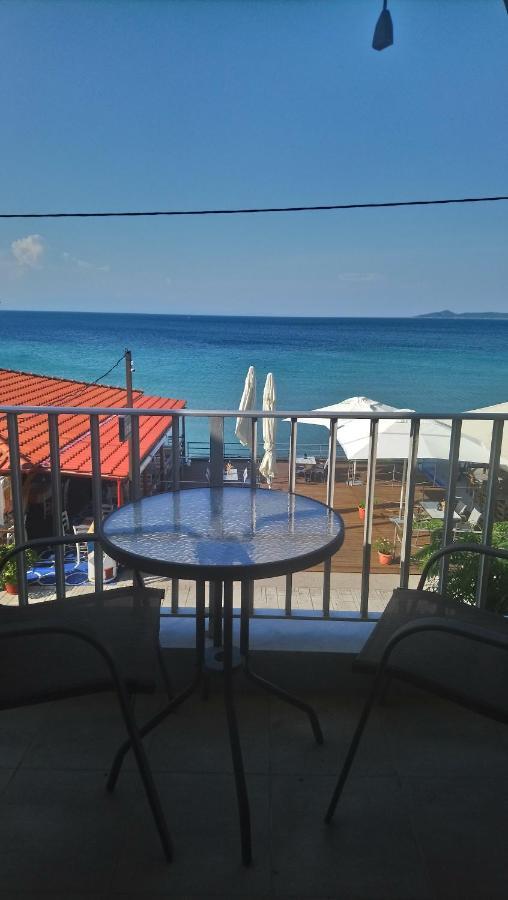 Diolkos Apartement Nea Roda Luaran gambar