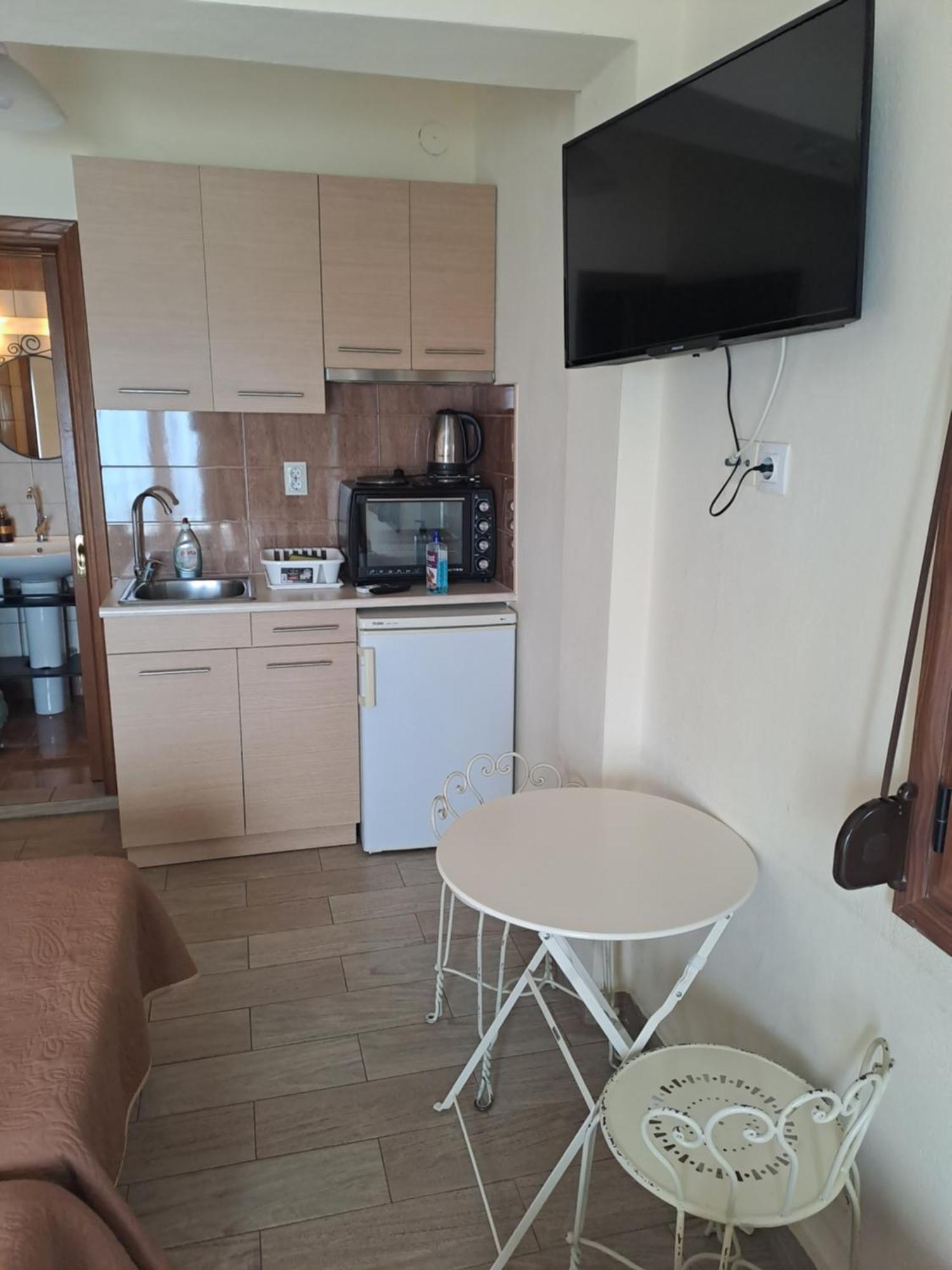 Diolkos Apartement Nea Roda Luaran gambar