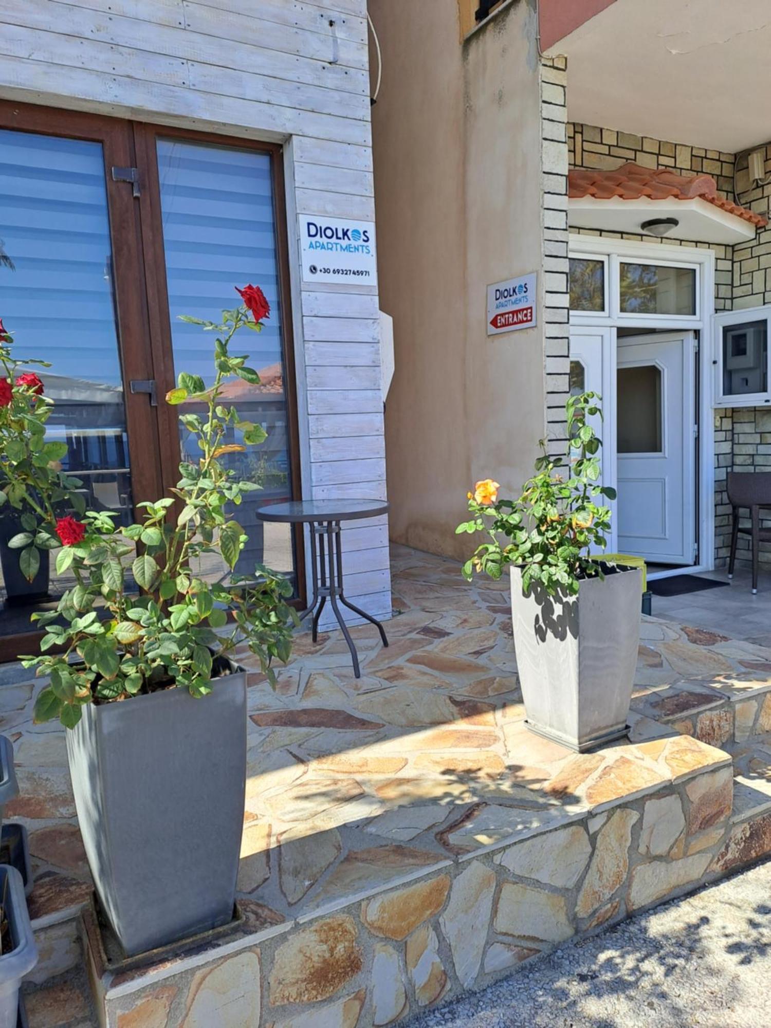 Diolkos Apartement Nea Roda Luaran gambar