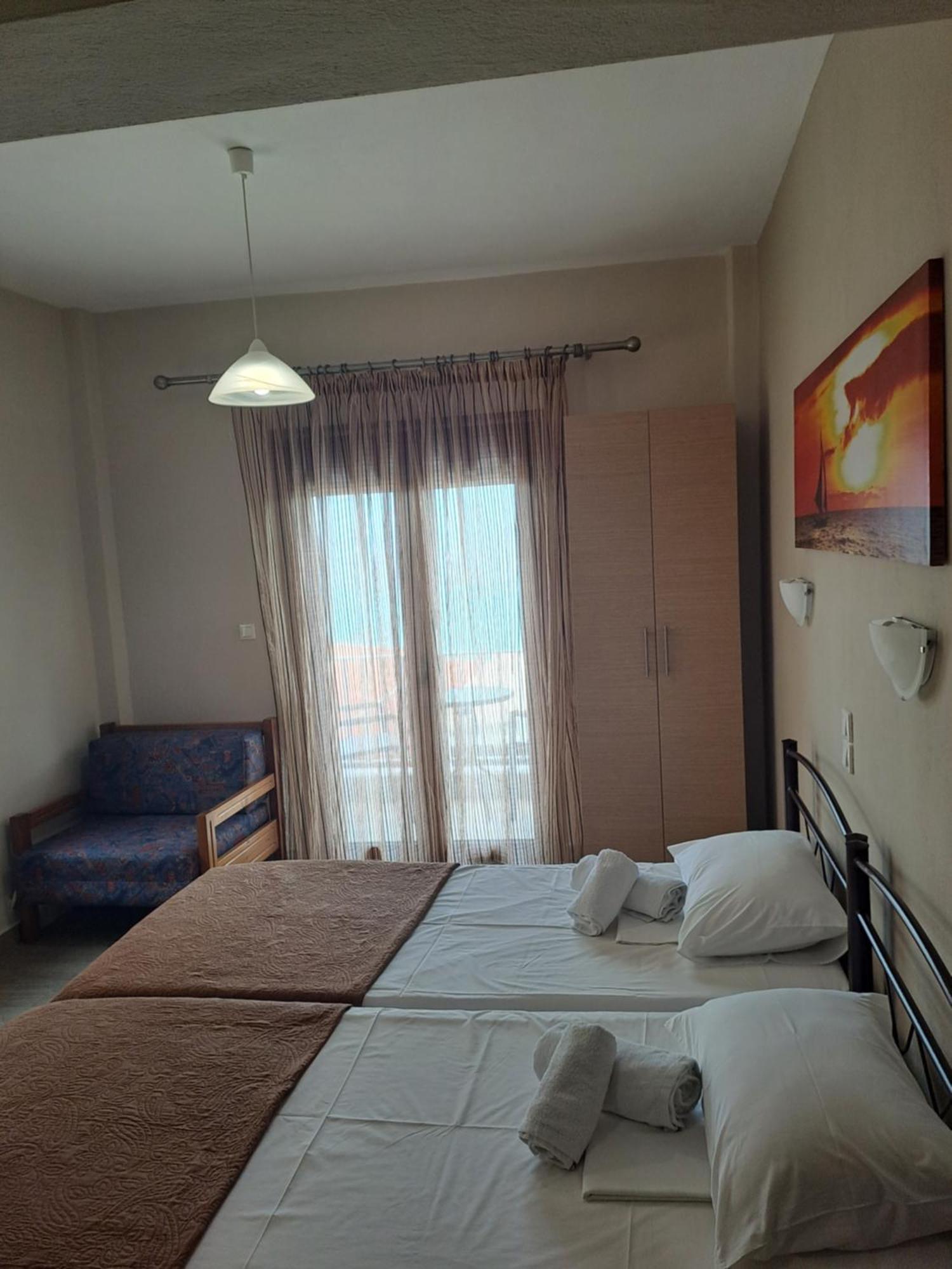 Diolkos Apartement Nea Roda Luaran gambar